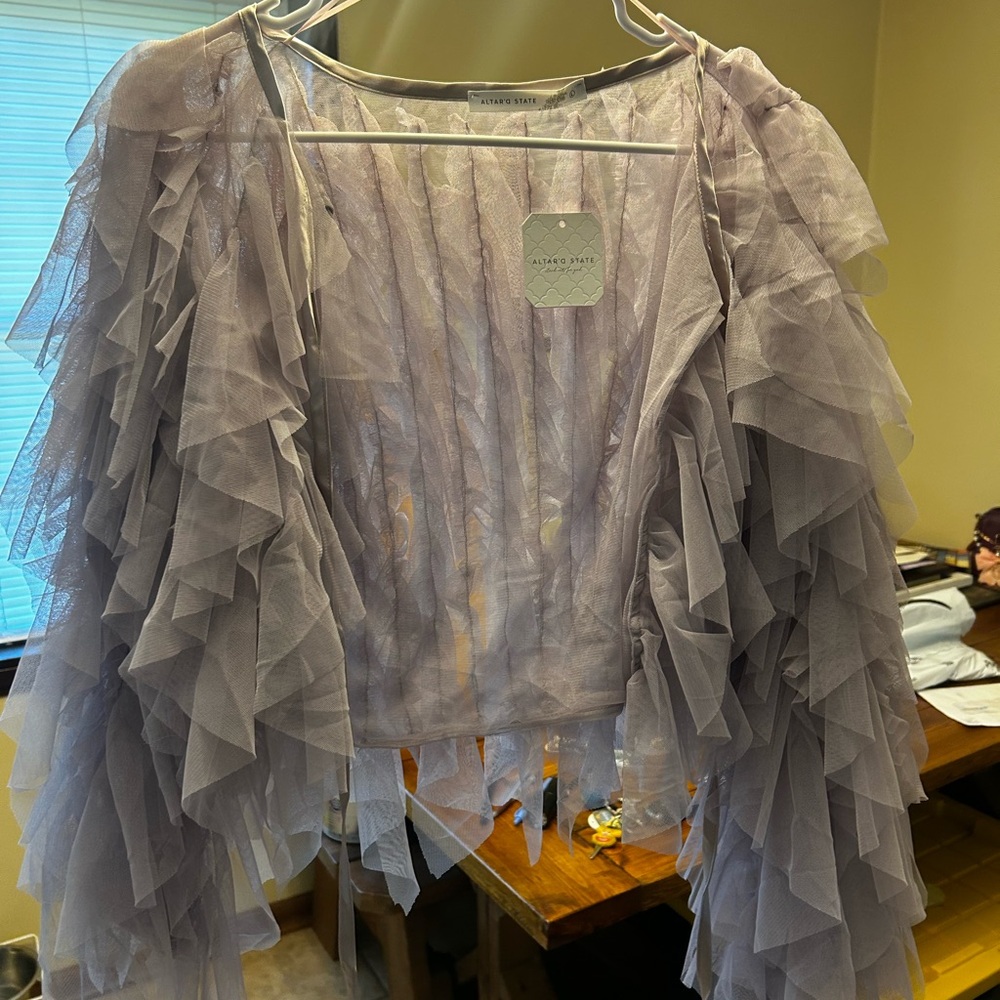 Altar’d State Haley Ruffle Top - Picture 3 of 5